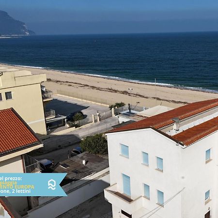 Rs321 - Marcelli, Trilocale Fronte Mare Con Spiaggia Inclusa Exterior photo