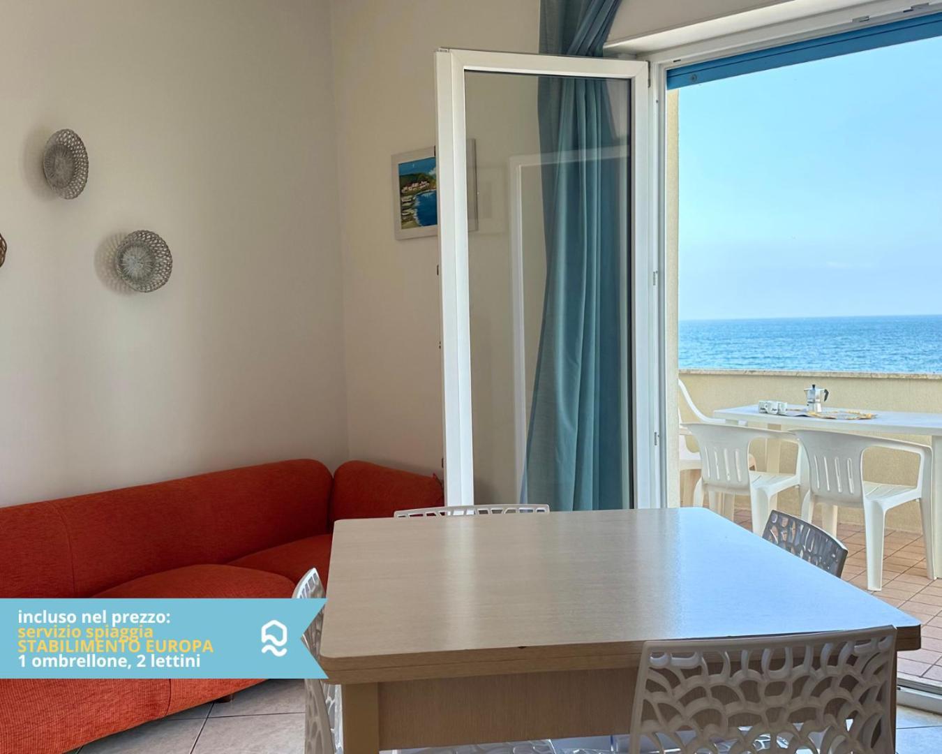 Rs321 - Marcelli, Trilocale Fronte Mare Con Spiaggia Inclusa Exterior photo